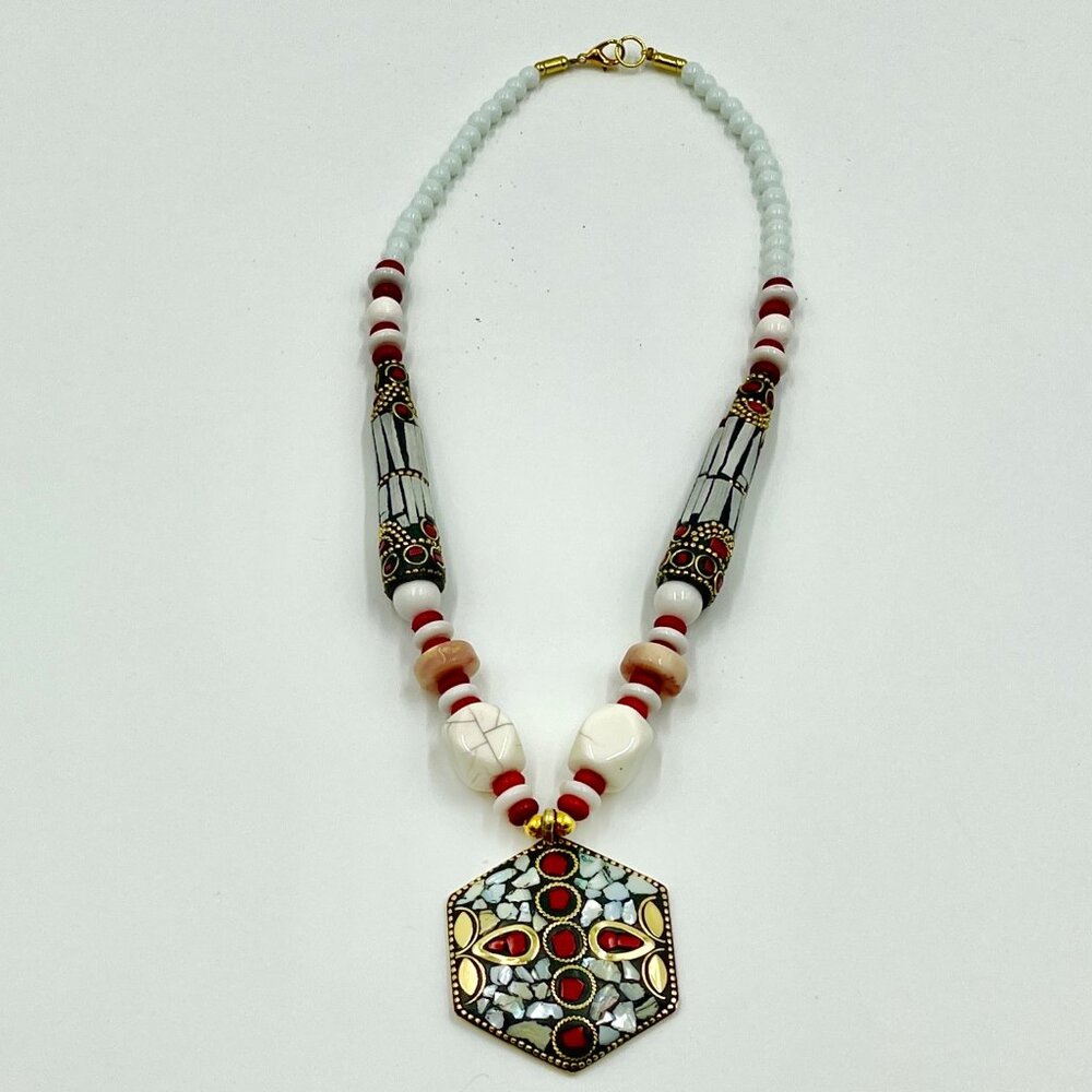 Unique Handcrafted Women's Necklace with Elegant Beadwork
